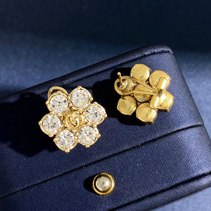 Stadnina vintage złota krystaliczne kryształowe kolczyki kwiatowe biżuterii