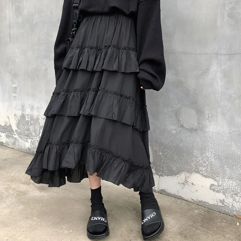 Kjolar houzhou svarta långa kjolar kvinnor gotiska höga låg ruched ruffle hög midja asymmetrisk midi kjol koreansk mode goth grunge 230313