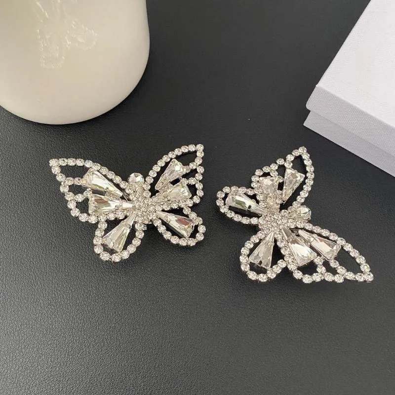 Boucles d'oreilles créoles mode européenne et américaine industrie lourde arc cristal oreille Clip