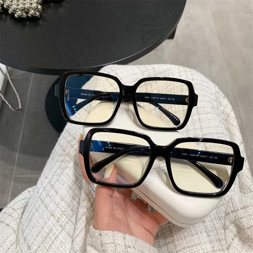 Lunettes de soleil 2023 nouveau Xiaoxiang Ouyang Nana même lentille plate étoile net rouge visage uni peut être assorti avec le cadre de lunettes de myopie degré CH5408