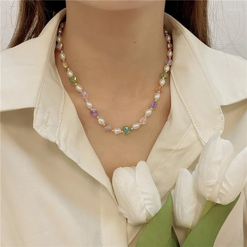 Łańcuchy aomu urocze kolorowe imitacja serca Pearl Beaded Clavicle łańcuch dla kobiet dziewczęta słodki naszyjnik biżuteria barokowa collier femme