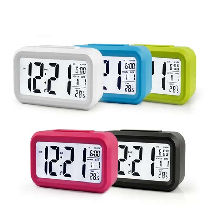 Reloj despertador silencioso de plástico LCD reloj inteligente temperatura lindo fotosensible mesita de noche reloj despertador Digital Snooze calendario de luz nocturna
