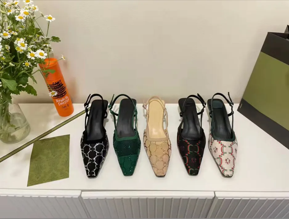 Sandales de créateurs de luxe Chaussures habillées de banquet d'été pour femmes Escarpins sexy à talons hauts Bout pointu Sling Back Chaussures pour femmes Top Quality EU Taille 35-41