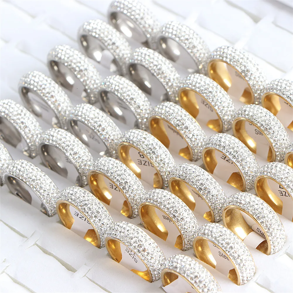 Anneaux de cluster En gros 36pcslot mode strass anneaux en acier inoxydable pour femmes hommes avec boîte simple cristal lisse bijoux cadeaux de fête 230313