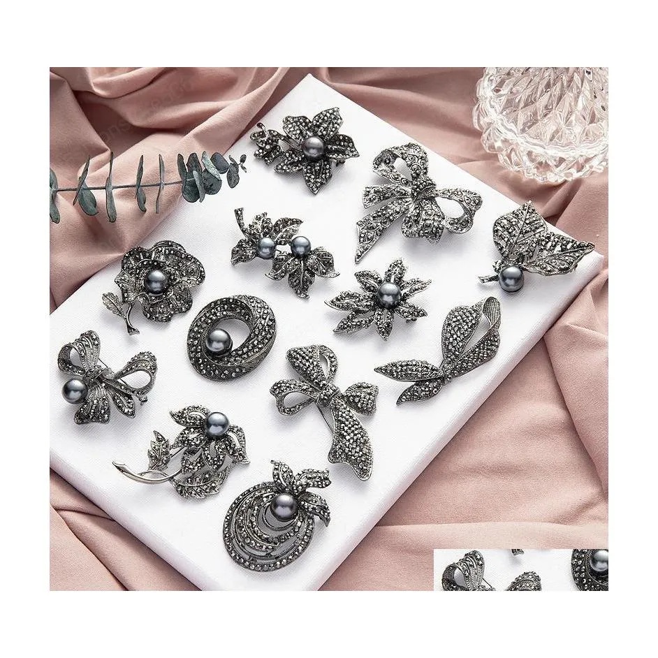 Biżuteria kobiety Pearl Crystal Button Pins Laria Bowknot Brooch Brooch Brooth Botochs Charm Drop dostawa weselna wydarzenia Dhwki