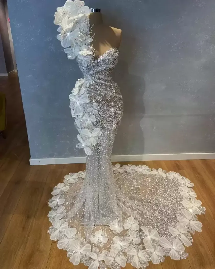 Luxury Mermaid Wedding Dress One Shoulder Crystal Long Sequined Beaded Bridal Gowns Flower Appliqued Robe de BC12630