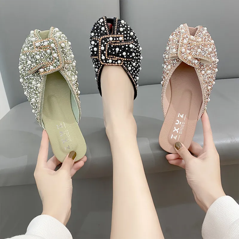 Slyckor för kvinnor loafers glitter glider damer tofflor kik tå platt skor kvinnlig pantofle mode gelé lyx 230314