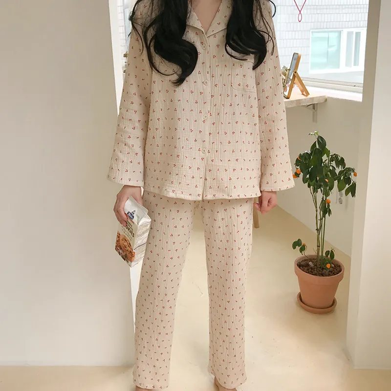 Linho de linho de algodão feminino Conjunto de roupas de dormir doce Pijama de cereja fofa vintage kawaii entalhado no traje caseiro de camisa de camisa Button S890 230314