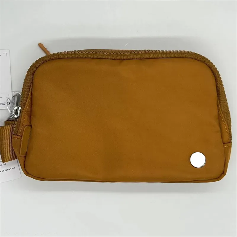 LL Yoga Everywhere Belt 1L Fanny Pack Designer Classic Chest Nylon
