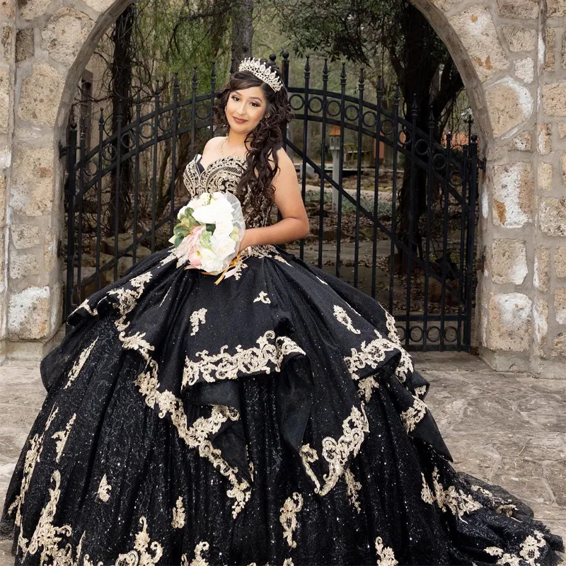 黒い光沢のある恋人ボールガウンQuinceanera Dresses Vestidos de 15 Anos Applique Crystal Tulle Princess Birthday Party Gowns