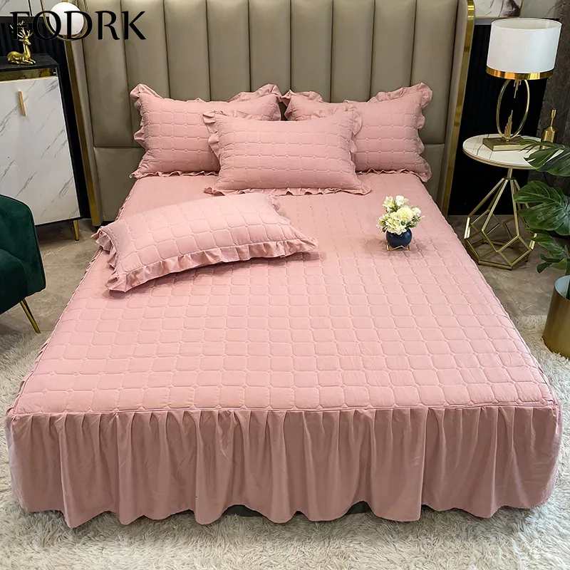 Bed Skirt 3pcs Bed Sheets and Pillowcases Thicken Linen Skirt Cotton Mattresses Lace Girl Cover Bedding Set King Size Double Bedspread 230314