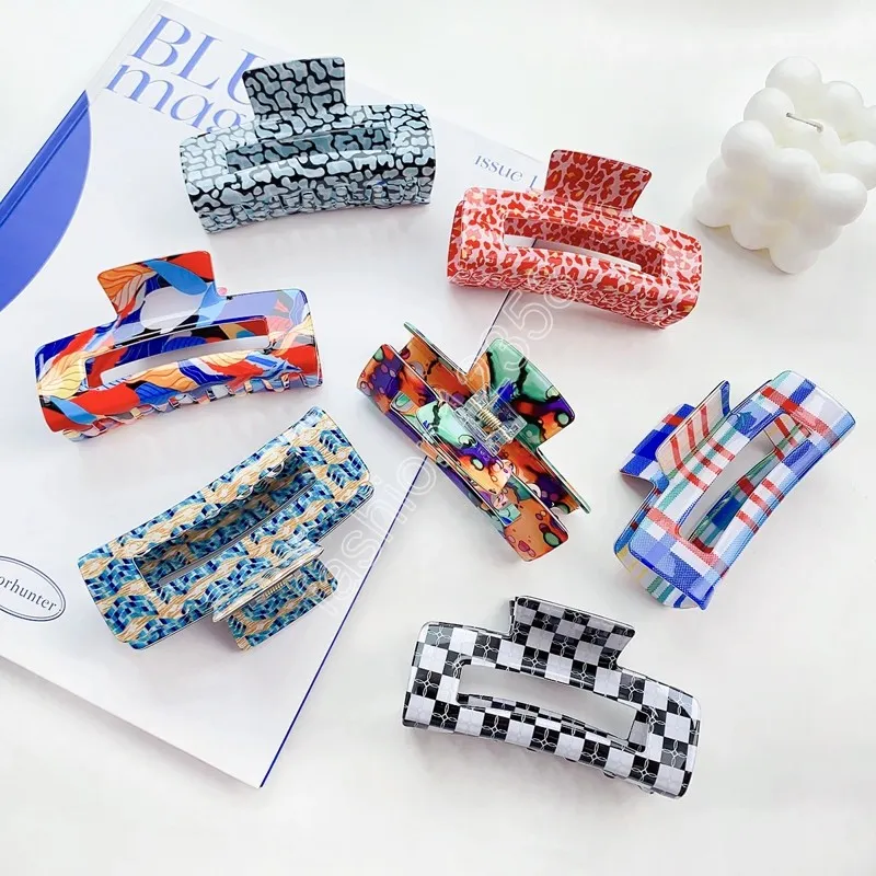 2023 Geometrisk färgglad plastkloklipp Kvinnor Hårnålar Barrette Crab Hair Clips Stora koreanska huvudkläder Girls Hårtillbehör