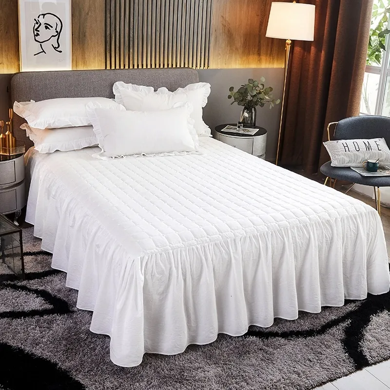 Spódnica łóżka biała zagęszczona pikowana księżniczka pościel spódniczki z bawełnianym zimowym ciepłym materacem okładka 1/3 pCS Arkusz łóżka 230314