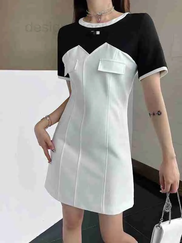 Casual Dresses designer spring summer new black white contrast dress/front triangle decoration/slim version 7P0D