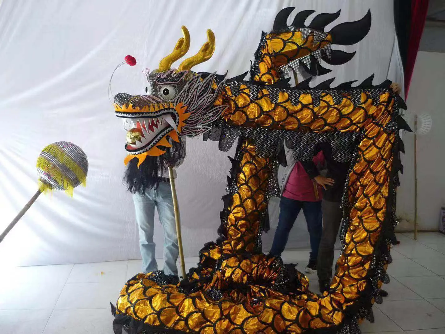 新品未使用　dance with dragon Square-Exercise-Dragon-Dance-