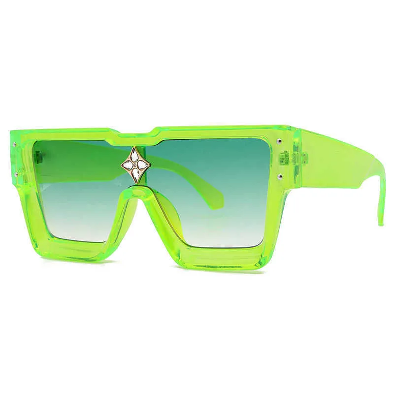 Fashion Sunglasses: Square Rhinestone Shades for Women & Men  display picture 1