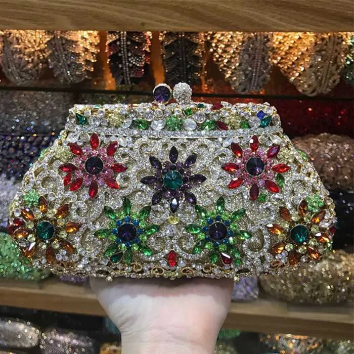 Bolsos de noche Bolso de mano con diamantes dorados/plateados/púrpuras/rojos para mujer, bolsos de noche de regalo de cristal, bolso de fiesta de boda, Minaudiere de Metal nupcial