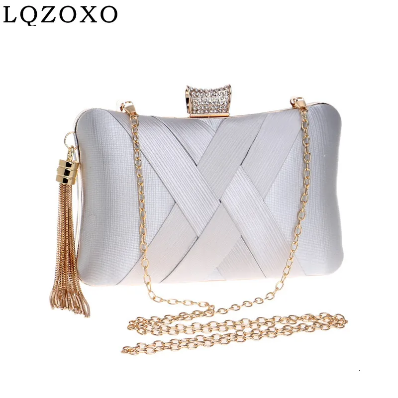 Kvällspåsar Tassel Golden Women Clutch Bags Diamonds Satin Criss Cross Chain Shoulder Handbags Party Wedding Purse 230314