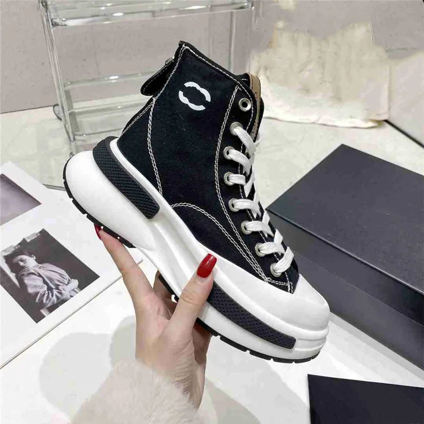 Luxury design bowling shoes 2023 Channel fashionable men's and women's letter logo casual outdoor sports shoes 03-09