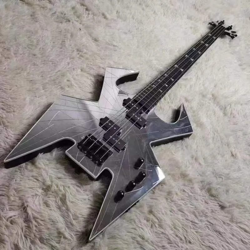 4弦ギター ステージパフォーマンスのための洗練された黒いハードウェア