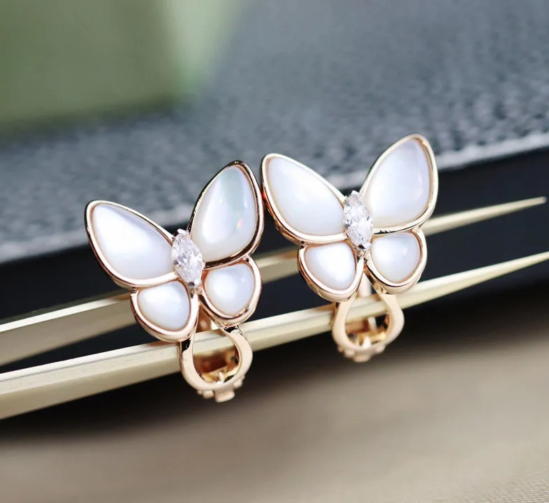 Boucle d'oreille à clip en forme de papillon, breloque de qualité de luxe, avec perles de coquillage naturelles, plaqué or rose 18 carats, avec boîte à timbres PS3534A