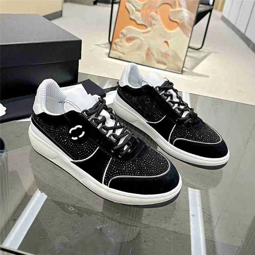 Luxury design bowling shoes 2023 Channel fashionable men's and women's letter logo casual outdoor sports shoes 02-011