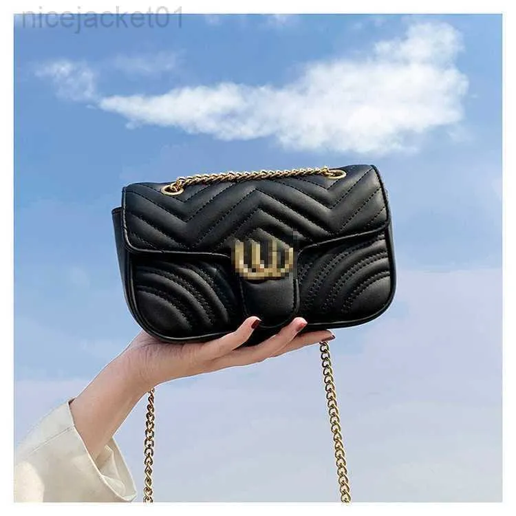 Designer Cucci G Bag Cc Bag Women's Fashion Messenger Bag Chain Trend Single Shoulder Bag Fashion Armpit Bag Niche Wallet Round Bag Black