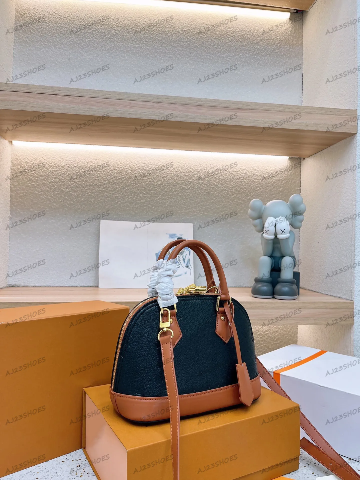 Women Luxurys Designers Bags Alma BB Totes Purses Crossbody
