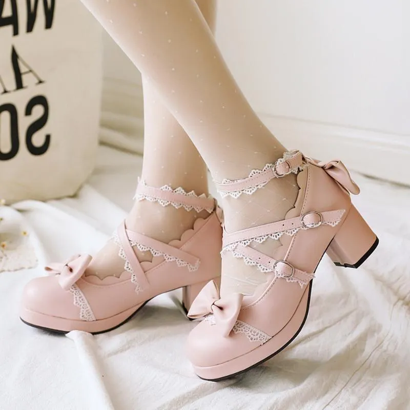 Dress Shoes 2023 Aankomst meisjes Gothic Style Lady Multiclor Solid Square Dikke Dikke Heel Buckle Braps Cute Bowknot Dames Pumps Spring