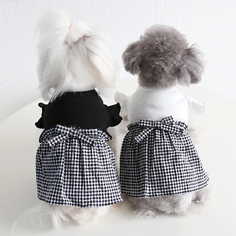Spódnica w kratę zwierząt letnia kreatywna odzież psa sukienka bowknot moda solidne ubrania psów na zewnątrz ubranie kota