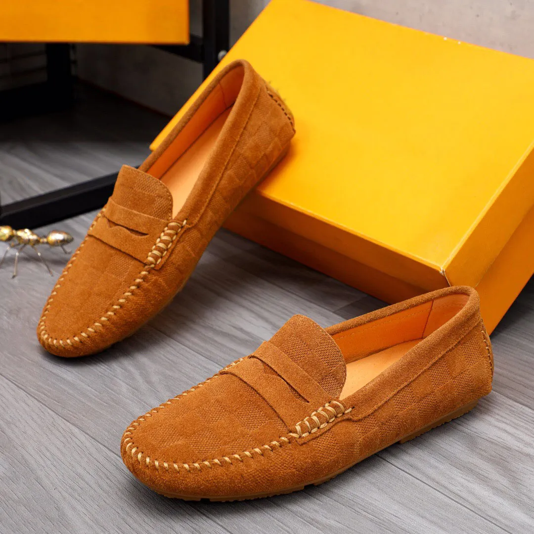 2023 Mens Dress Shoes Sholed Slip Slip on Business Oxford Shoes Male Disual Outdoor Laiders Size 38-44