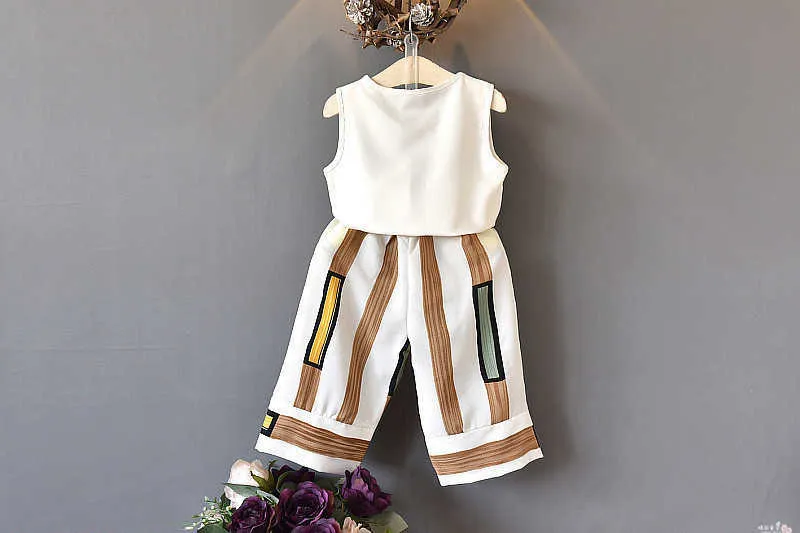 衣料品セット女の子の夏服を着る新しい韓国の子供のウェア韓国語セット夏の外国スタイルワイドレッグパンツファッション2ピースセットジェネレーション