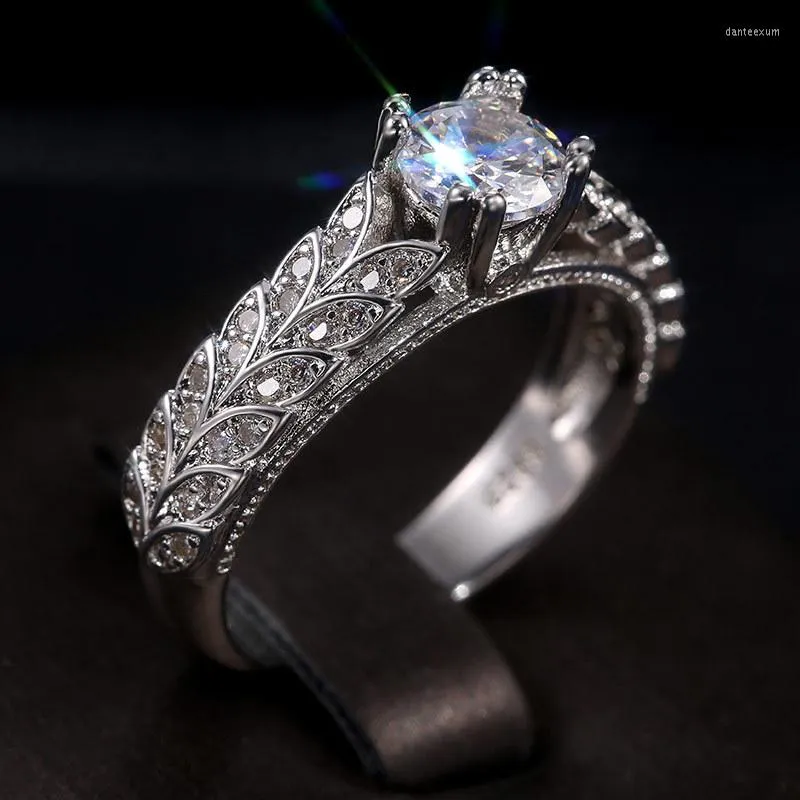 Wedding Rings Women's Zircon Ring Simple Copper Plated Rhinestones Jewelry Gift For Girlfriend