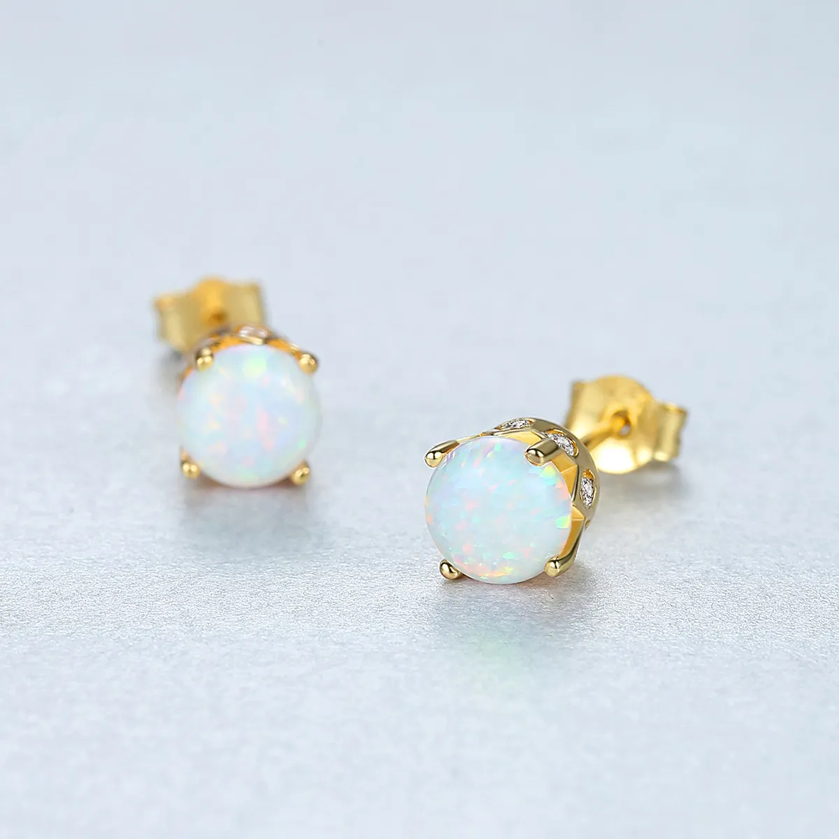 Ny Crown Design Opal Exquisite S925 Silver Stud örhängen pläterade med 18K guldörhängen mode sexiga kvinnor smycken tillbehör