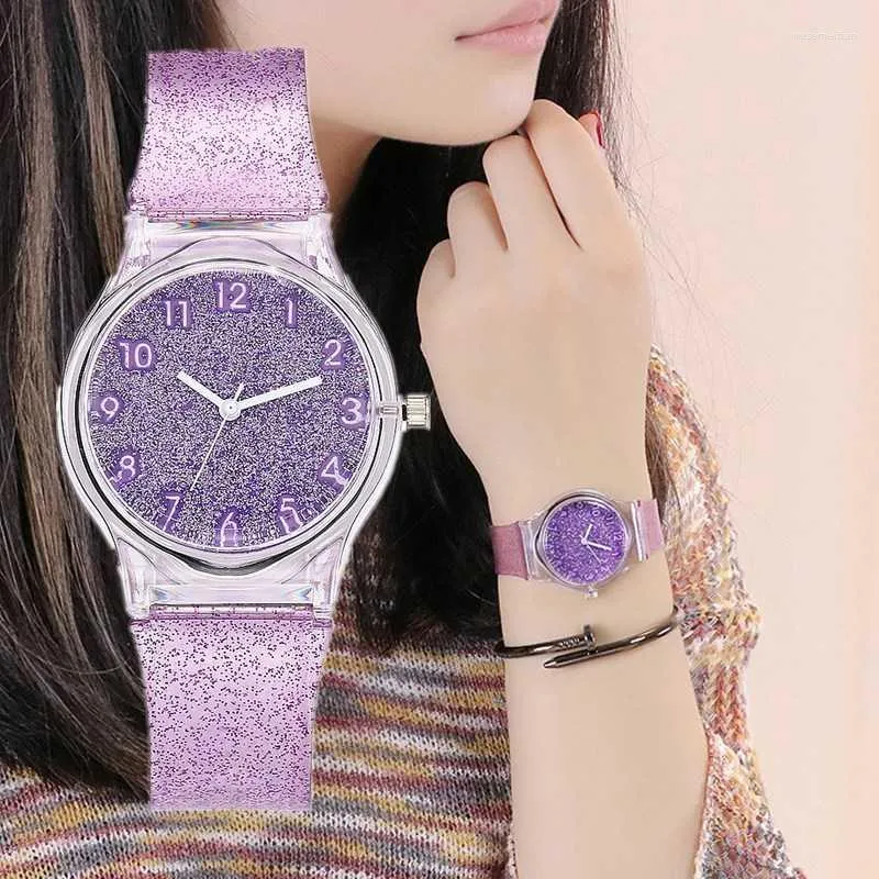 Armbandsur damer mode transparent silikonband titta färgglad kvinnlig student enkel stjärnkläder digital ansikts kvarts watchwristwatches
