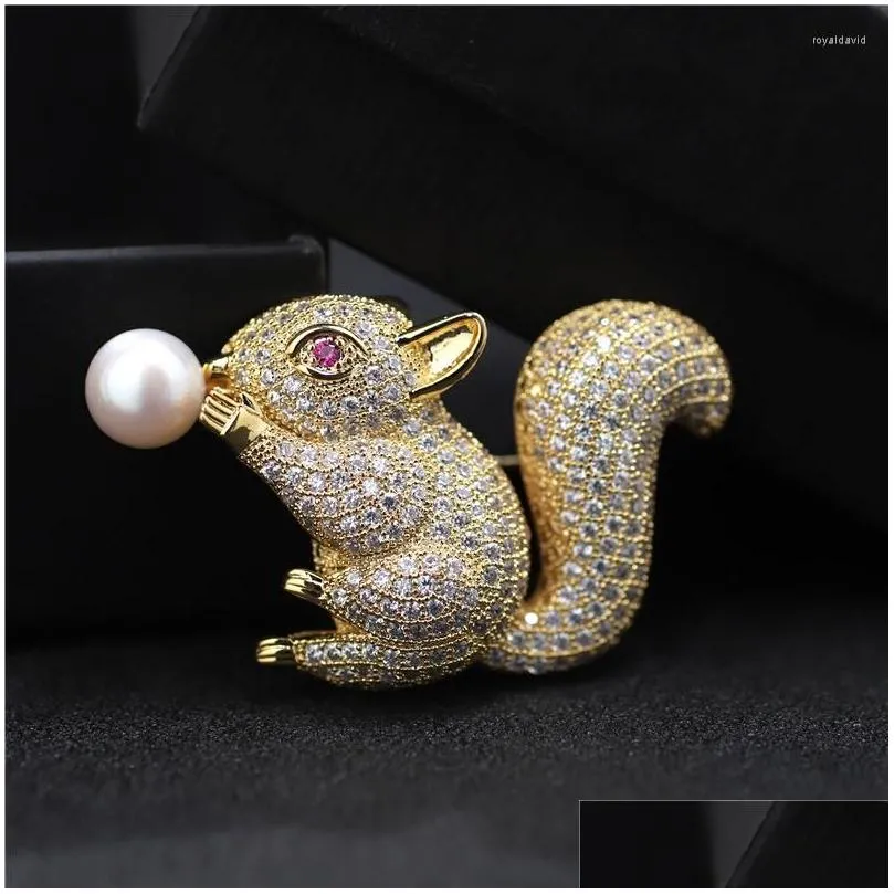 Pins Broschen Süßwasser Perle Brosche Eichhörnchen Stifte für Frauen Fashion Schal Clip Tierschmuck Brouquet Weihnachtsgeschenk Drop d Dhzjm