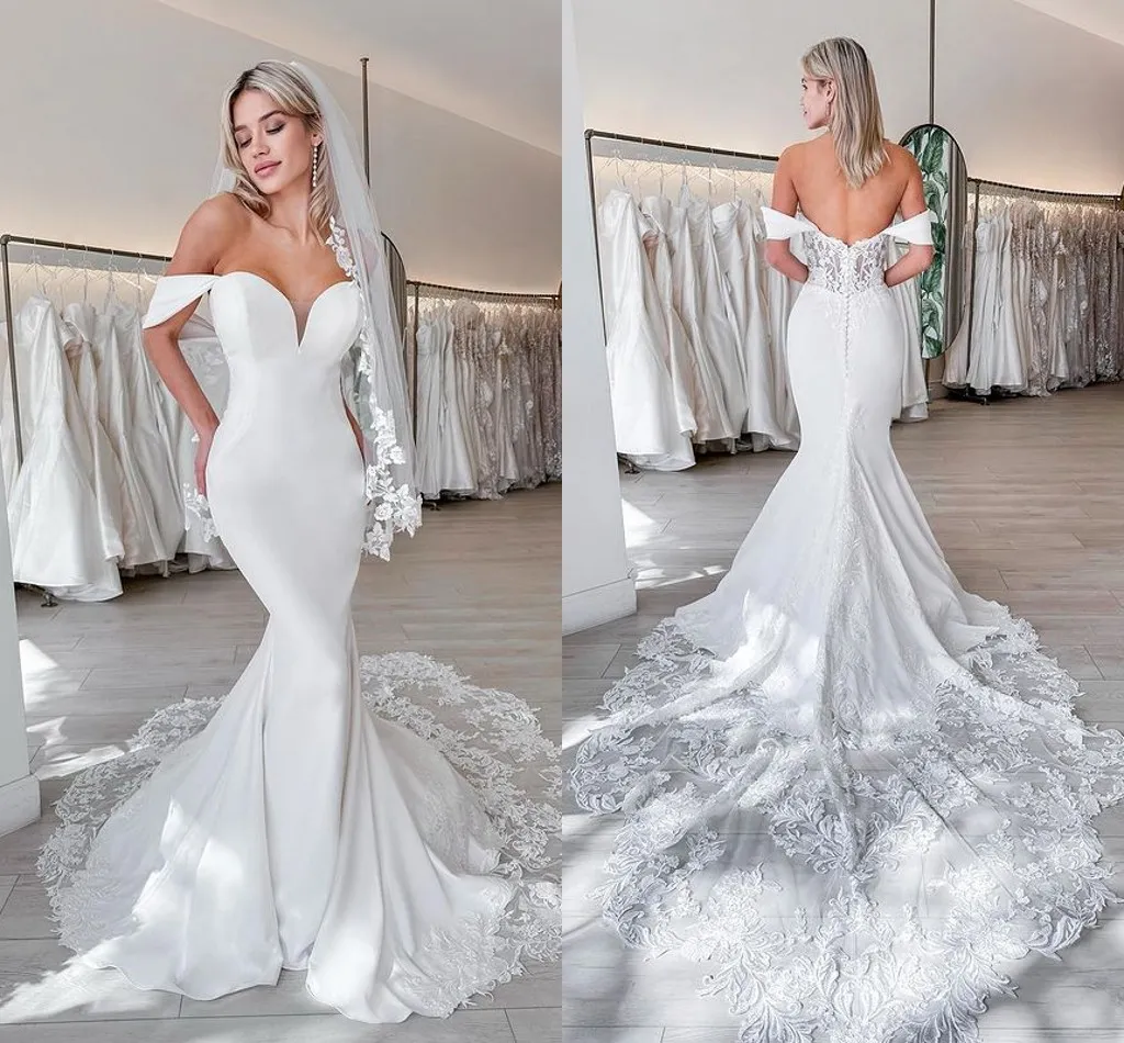 Stunning Mermaid Wedding Dresses Plus Size for Bride Off Shoulder Sweetheart Lace Applique Satin Sweep Train Beach Country Garden Bridal Gown vestido de novia