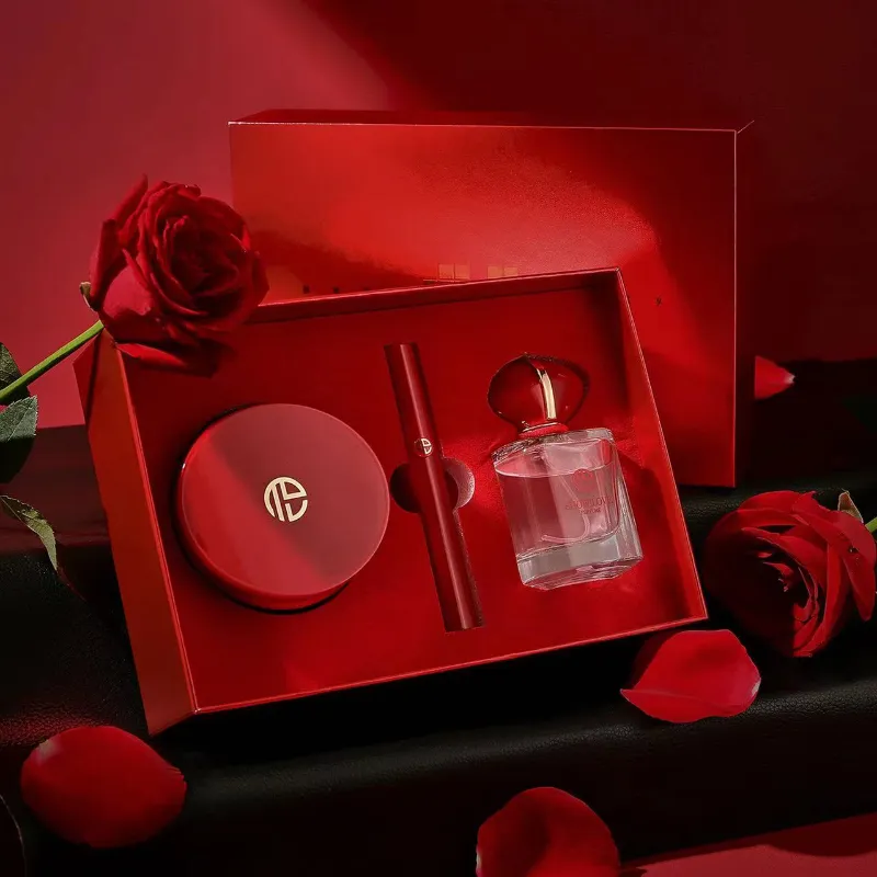 Best verkopende TDL Love Red Tone Beauty Set Box Valentijnsdag geschenkdoos Driedelige make-upset Luchtkussen Lipglazuur parfum Boetiekcadeau Snelle levering