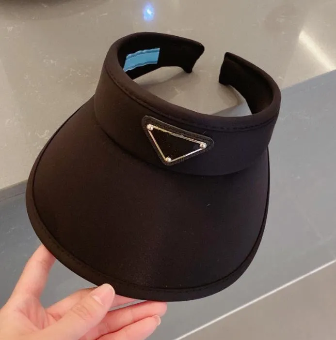 What are the Top Sun Visors for Women? Discover the Best Styles Here!