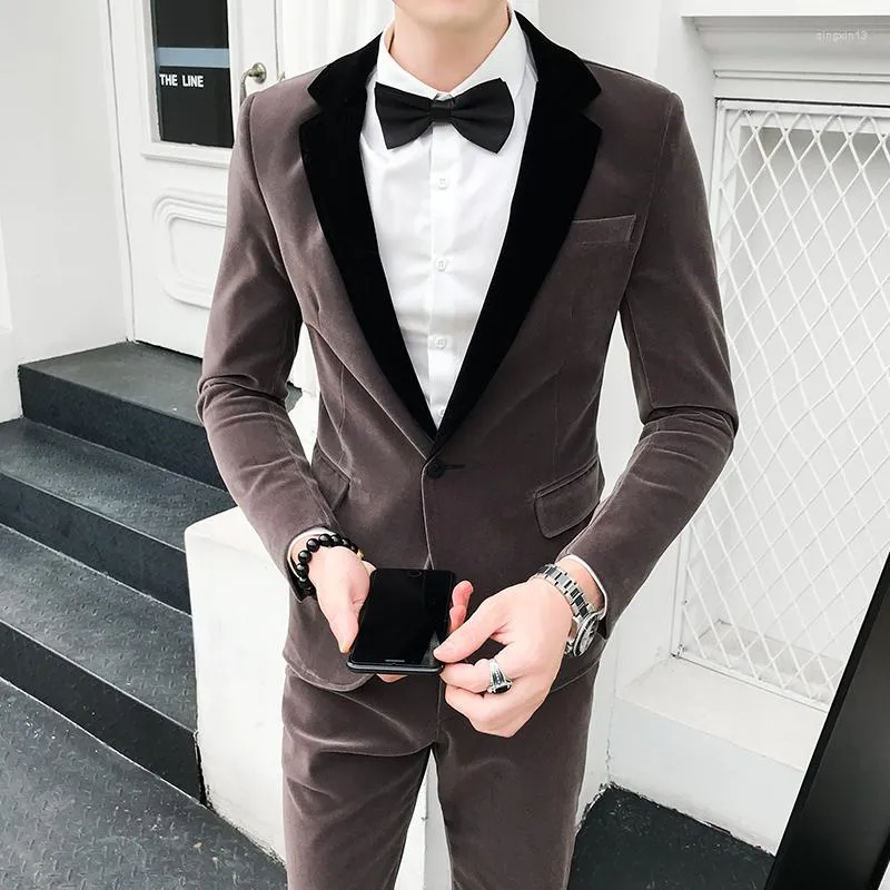 Męskie garnitury Velvet Slim Men 2023 Vintage elegancka męska sukienka na imprezę kostium de lukse pour homme smoking kurtka