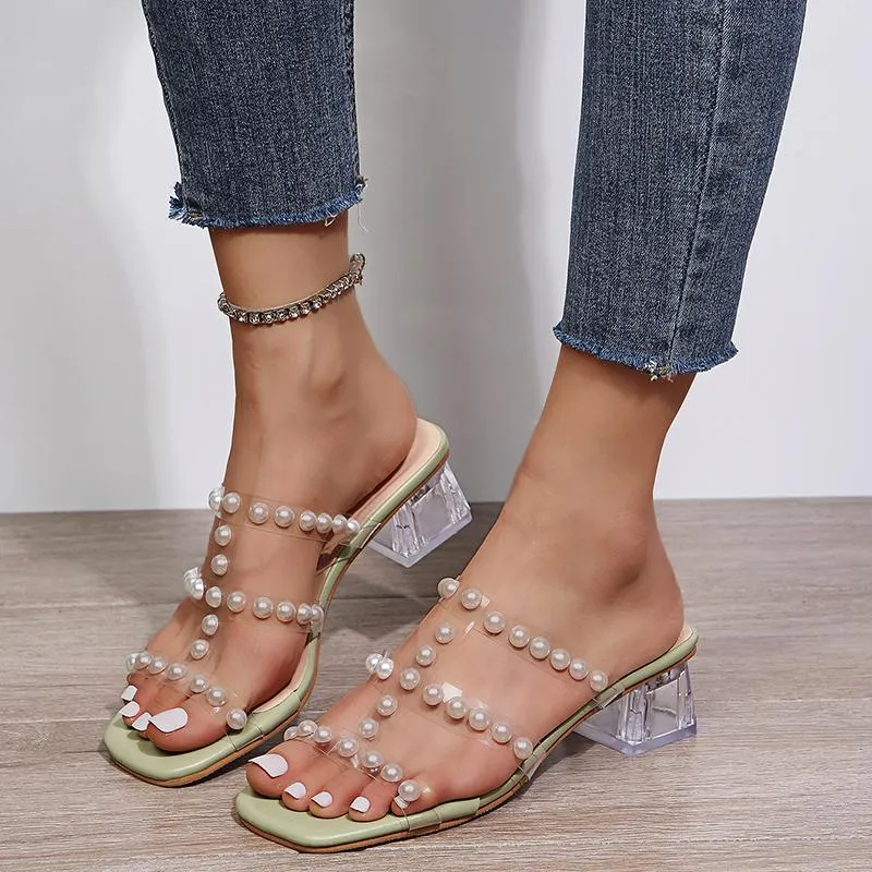 Sandalias Mujeres de verano Celebridades elegantes Carril Bead Pearl Pearl Toe Transparente Tacón limpio Moda zapatos casuales Hembra