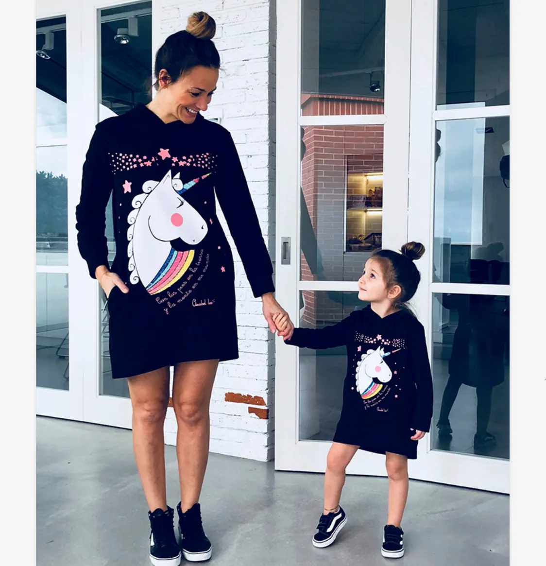 Family Matching Outfits Autumn Mom and Daughter Sweatshirt Dress Unicorn Hooded Mother Daughter Dresses Family Matching Outfits Mommy and Me Clothes 230316