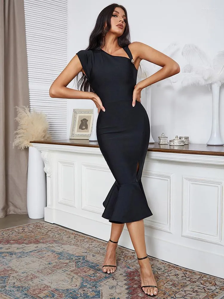 Casual Dresses Elegant Summer Trumpet Midi Bandage for Women 2023 Sexig ärmlös Split Black BodyCon Celebrity Fashion Party Dress