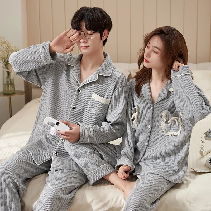 Men's Sleepwear SUO CHAO Spring Autumn Pajamas Sets For Womens And Mens Loose Casual Cartoon Print Pyjamas 2PCS Nightgown Homewear 230317