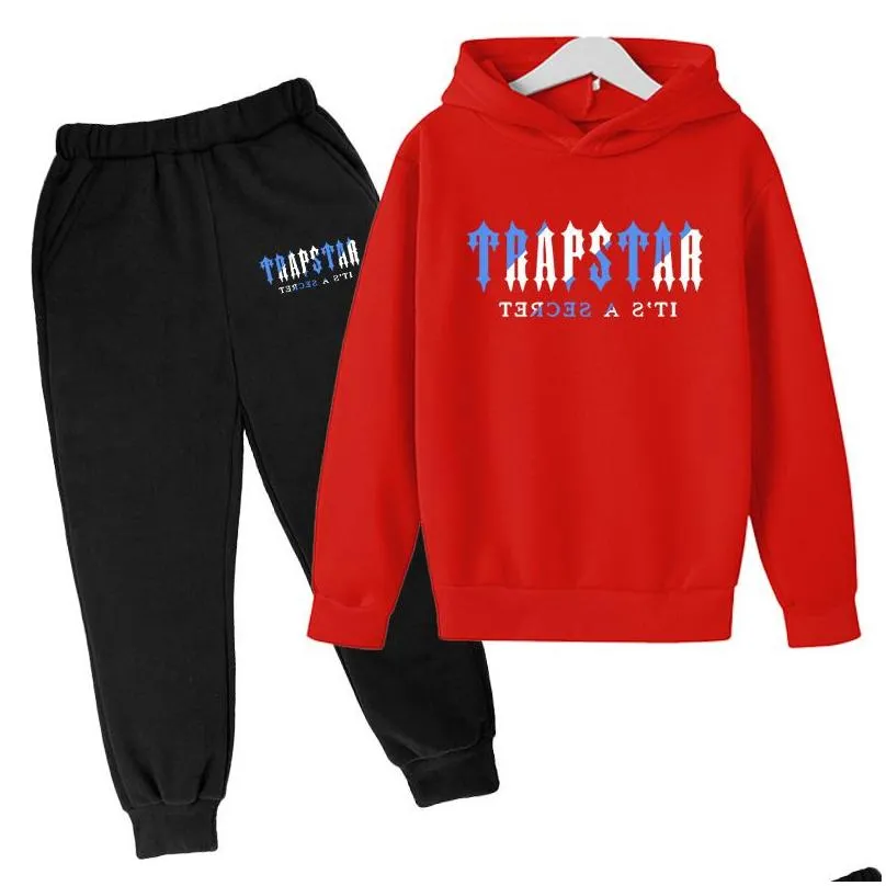 Conjuntos De Ropa Chándal Trapstar Ropa De Diseñador Para Niños Bebé  Sudadera Estampada Mticolors Cálido Conjunto De Dos Piezas Sudadera Con  Capucha Abrigo Drop Delive Dhiwh Du 20,45 €