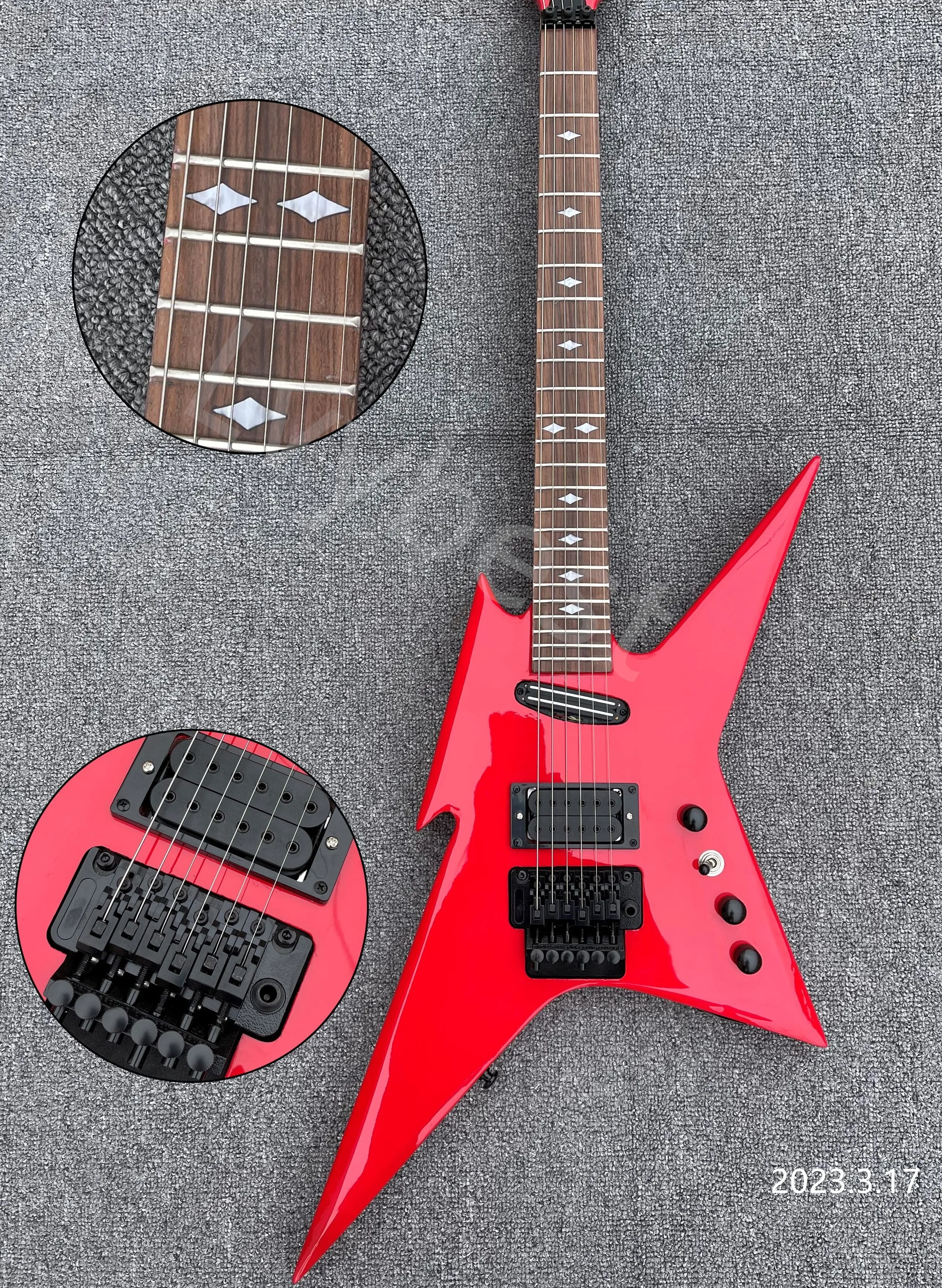 Guitare électrique Solid Red High Glossy Blach Parts Floyd Rose Style Trmeolo Touche en palissandre Diamond Inlay Tête inversée