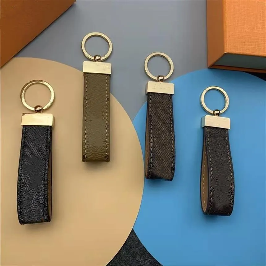 2021 Designer Keychain Key Chain Buckle Keychains Lovers Car Handmade Leather Men Women Bags Pendant Accessories 4 Color 65221326F