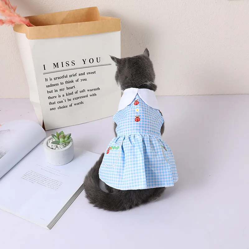 猫のドレス夏の猫衣装ファッションペットの格子縞のスカート通気性のあるかわいいクールペット服