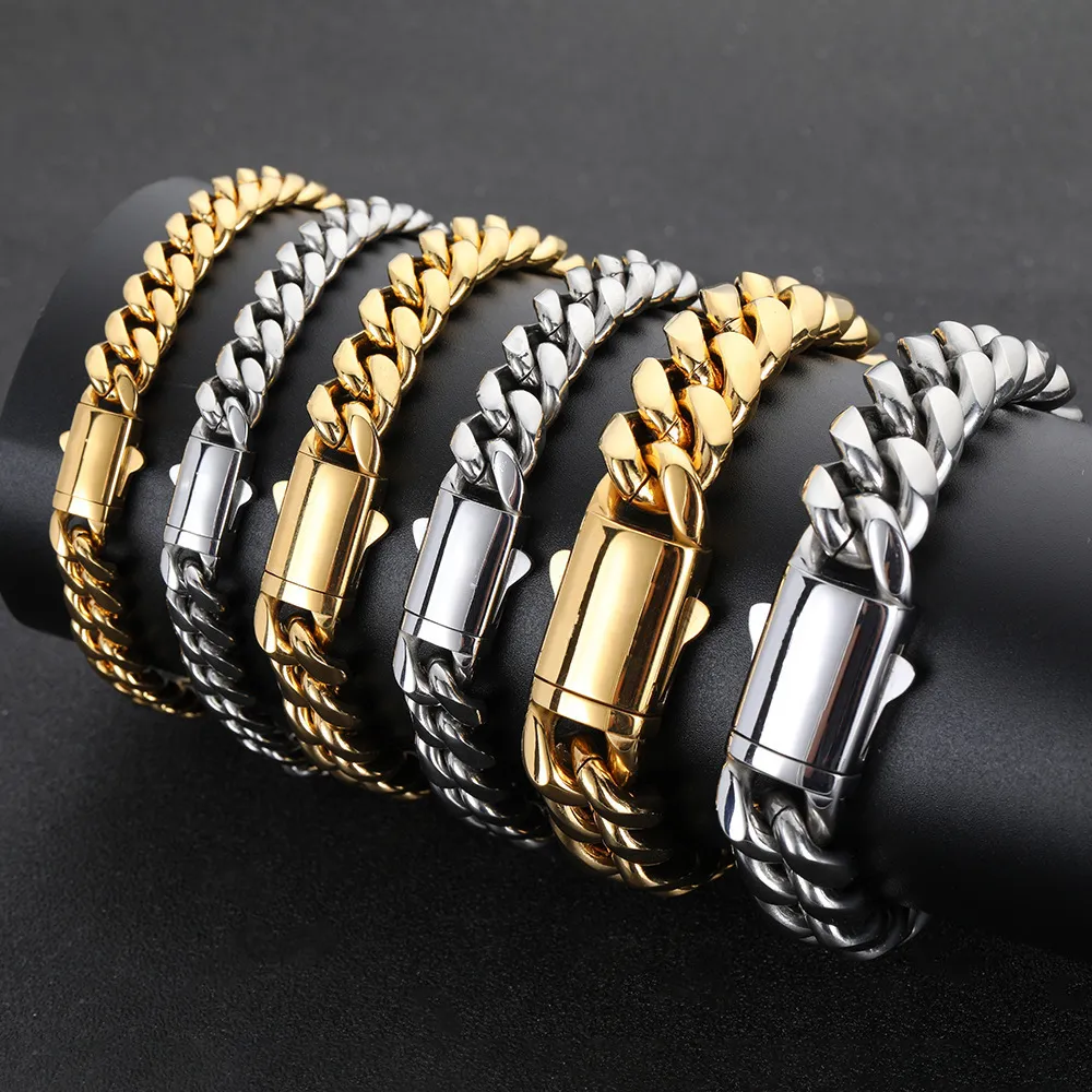 Bedelarmbanden Hip Hop Rock Sieraden Aangepaste naam 18K vergulde Miami Cubaanse schakelketting roestvrijstalen armband voor mannen 2303210t