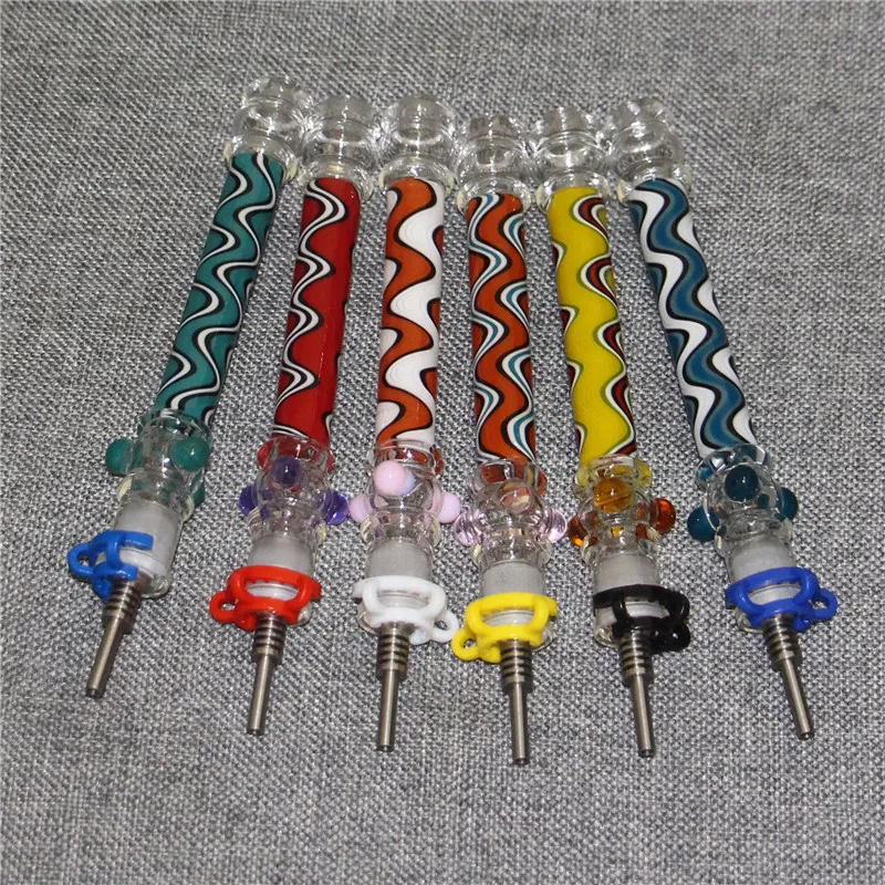 Mini Nectar Pipe Bong Kit med GR2 Titanium Nail Quartz Tip Glass Carb Cap 10mm Mini Glass Pipe Micro NC Set